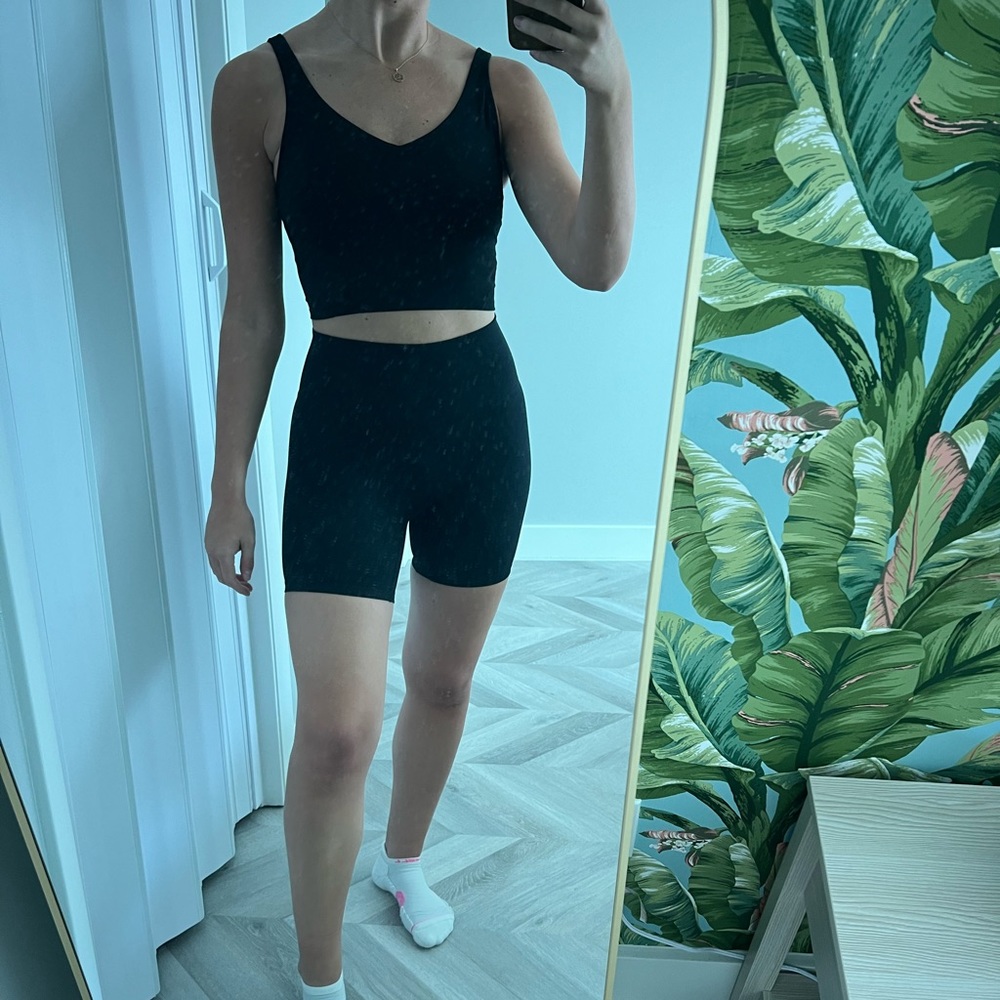 Lululemon align high-rise short 6”